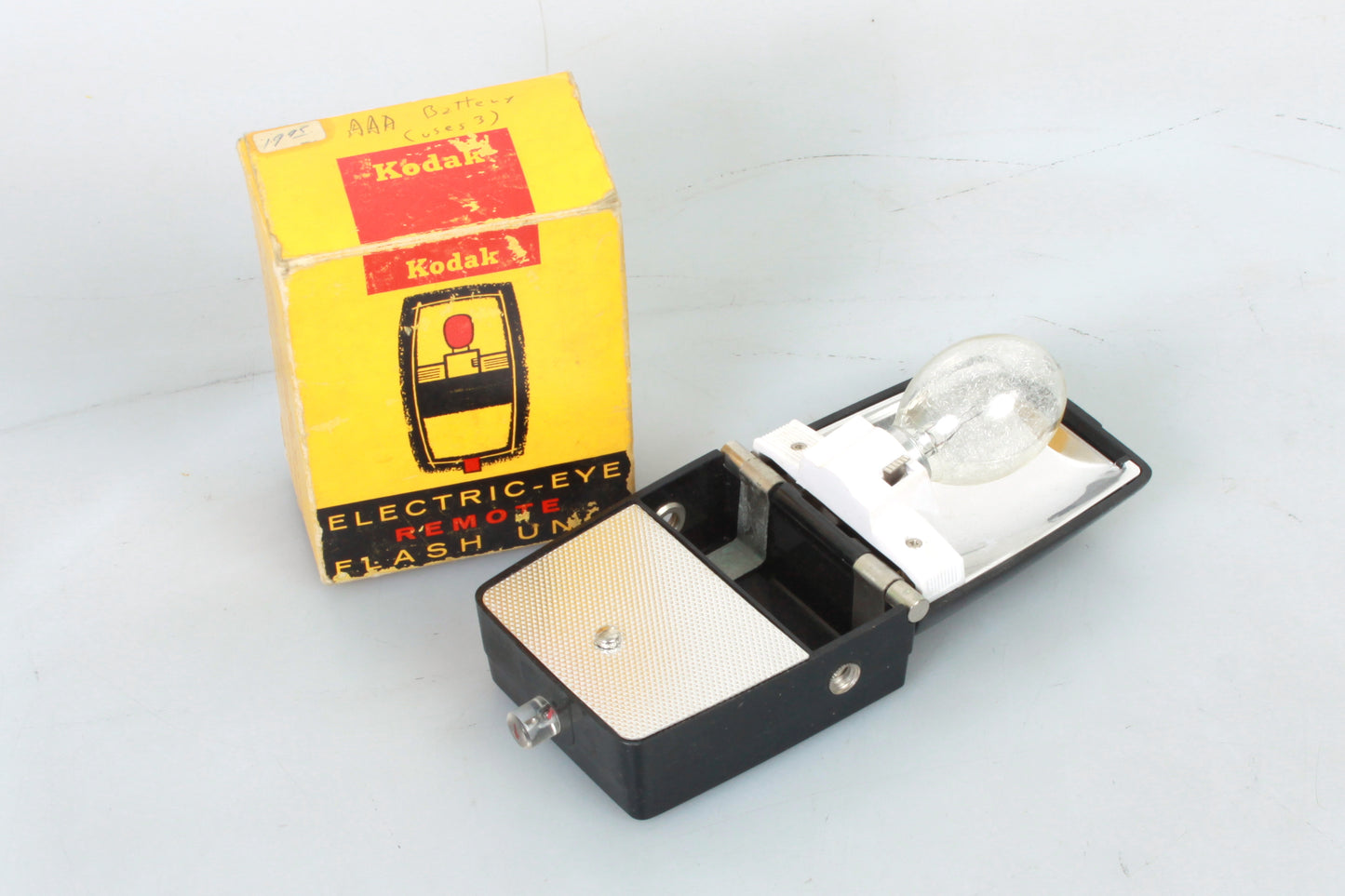 Art Deco Kodak Electric Eye Remote Flash Unit W/ Bulb & Box Display Only