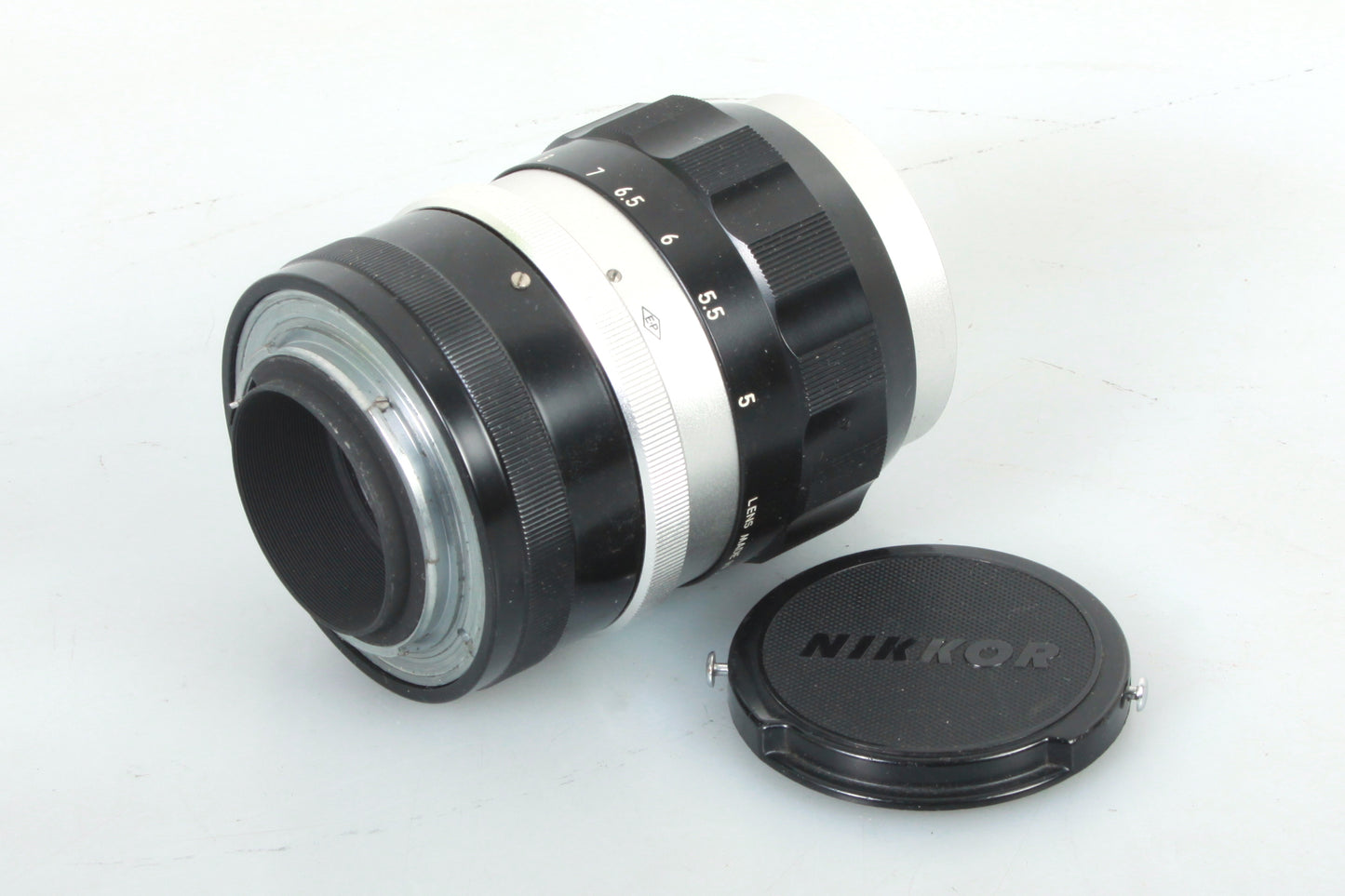 13.5cm (135mm) Nikkor Q Manual Focus Lens W Original Lens Cap/Case/Paperwork