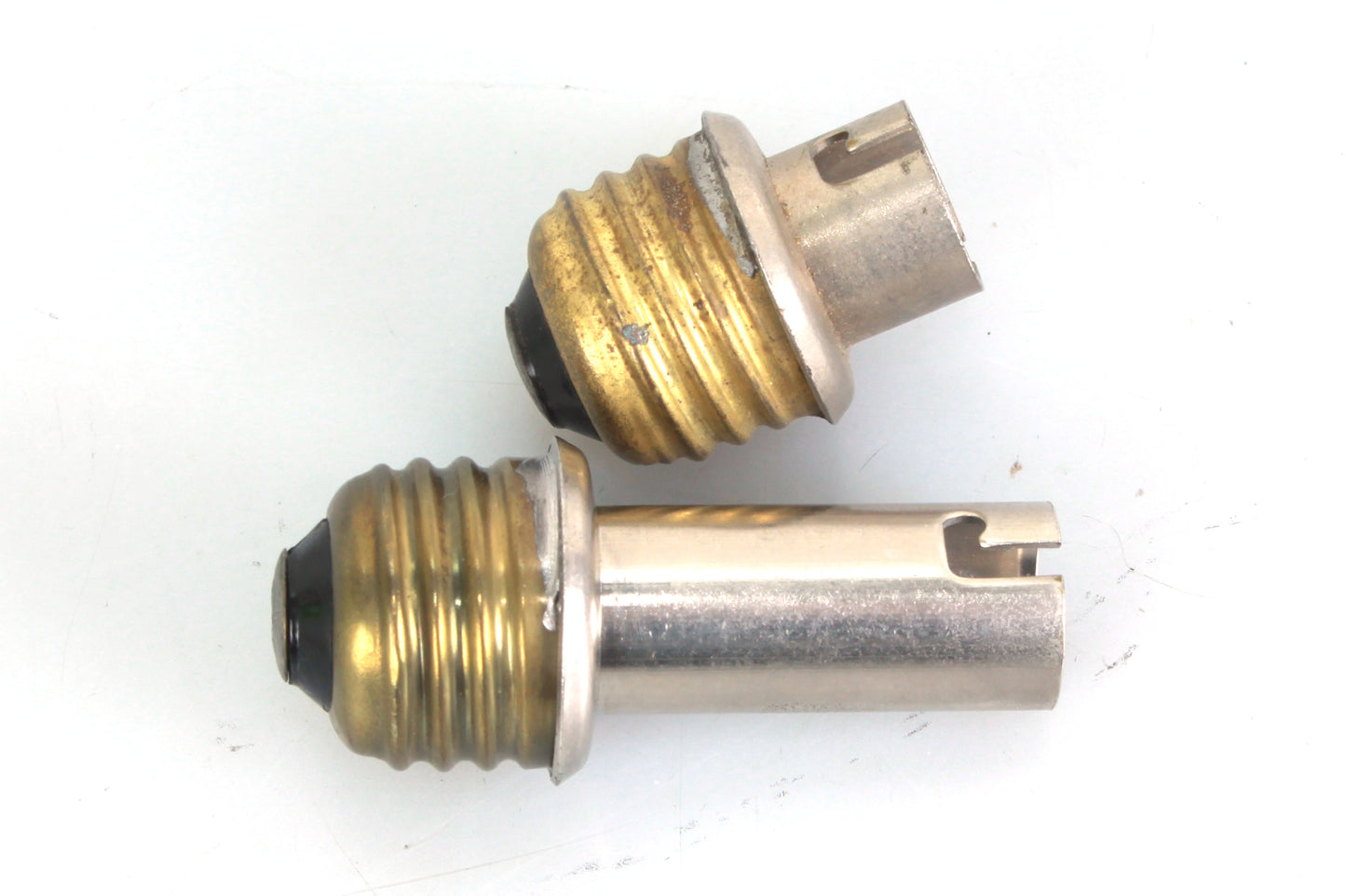 Flash Bulb Adapter, Tall & Medium Height, Screw to 25 / 5 Bulb, Set of 2