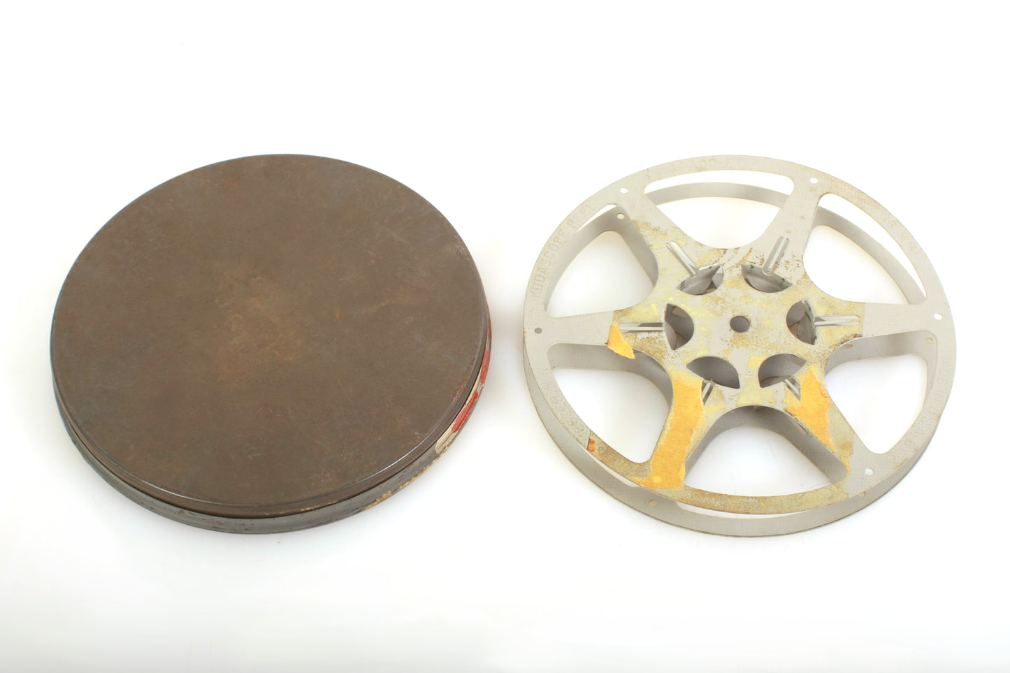 Movie Reel & Can 16mm 400ft - Prop or Display