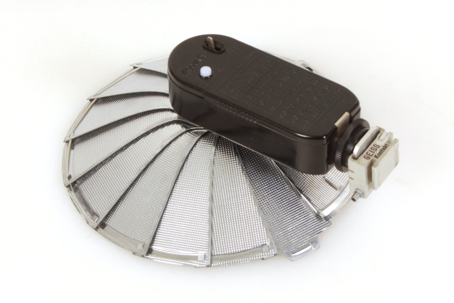 Accura Art Deco Flash in Case