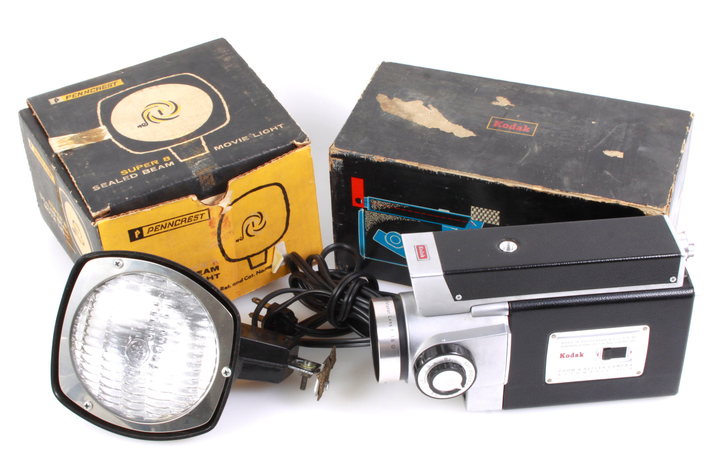 Kodak Zoom 8 Reflex 8mm Camera w/ Light