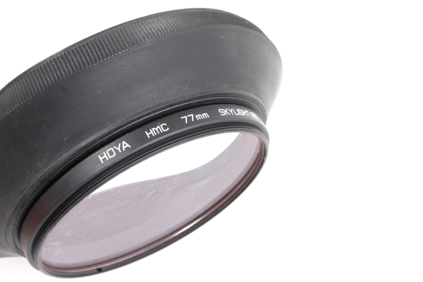 HOYA 77mm Skylight Filter W/ Rubber Lens Hood