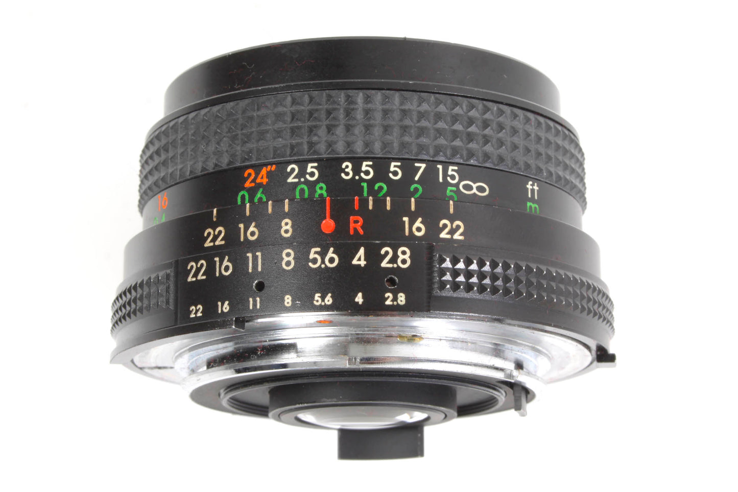Quantaray 28mm F/2.8 Lens for Minolta MD w/ Case