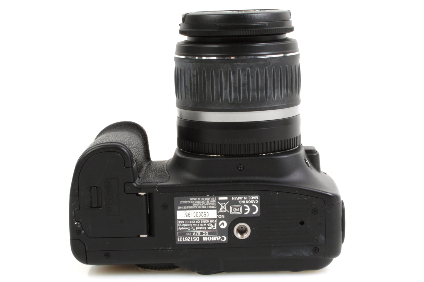 Canon 30D with 18-55mm Zoom Lens & 2 Batteries, Charger