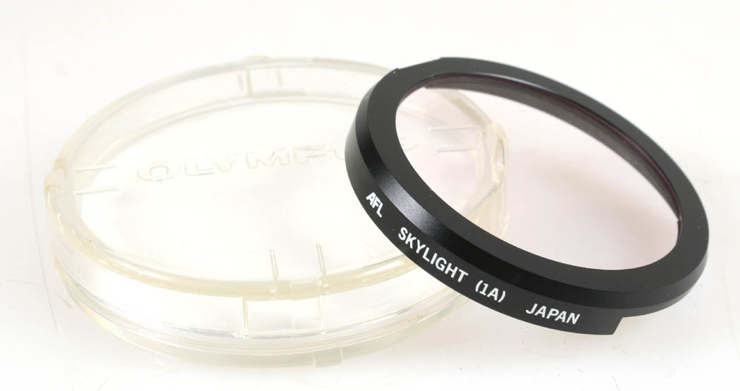 OLYMPUS AFL 1A SKYLIGHT FILTER IN ORIG. CASE