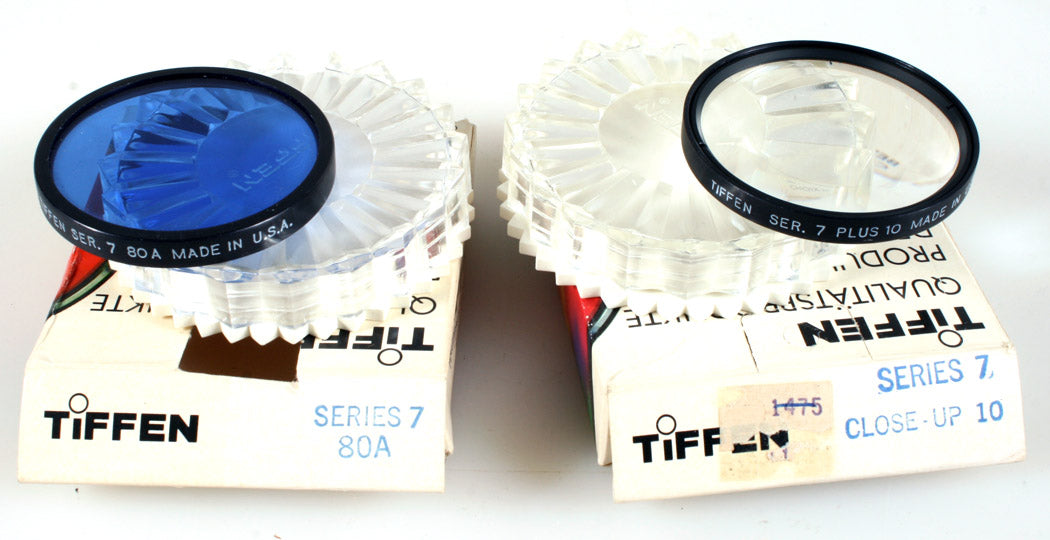 TIFFEN SERIES 7 CLOSE UP +10 AND 80A FILTER IN ORIG. CASE, SET OF 2