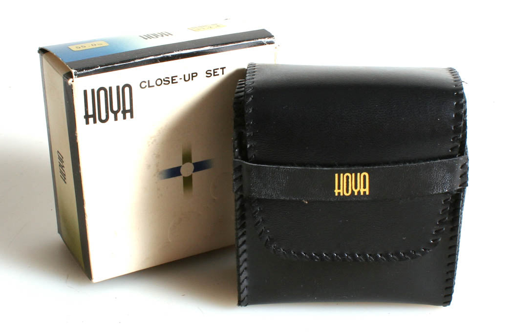 HOYA 55MM CLOSE UP FILTER SET IN CASE AND BOX