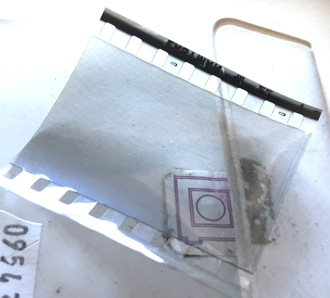 35MM DARKROOM TEXTURE SCREENS: LATERAL BRUSH AND BROMOIL