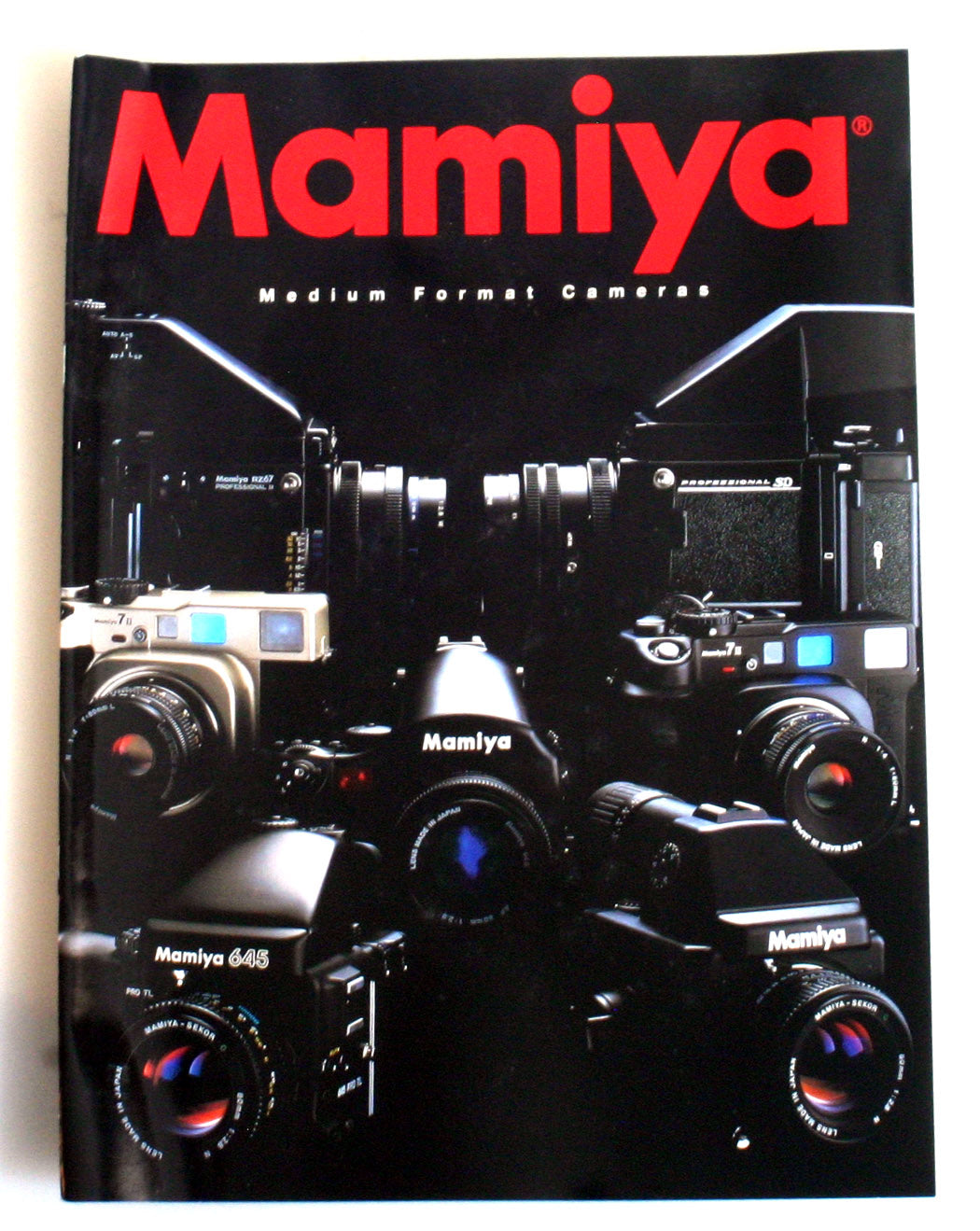 MAMIYA BROCHURE ON MEDIUM FORMAT CAMERAS