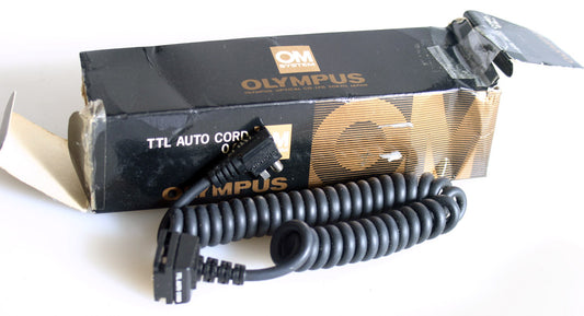 OLYMPUS TTL AUTO CORD .6m