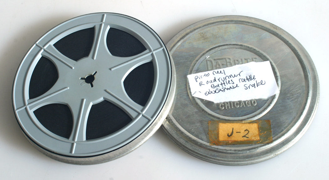 ROADRUNNER BATTLES RATTLE SNAKE, 8MM PICTURE MOVIE FILM