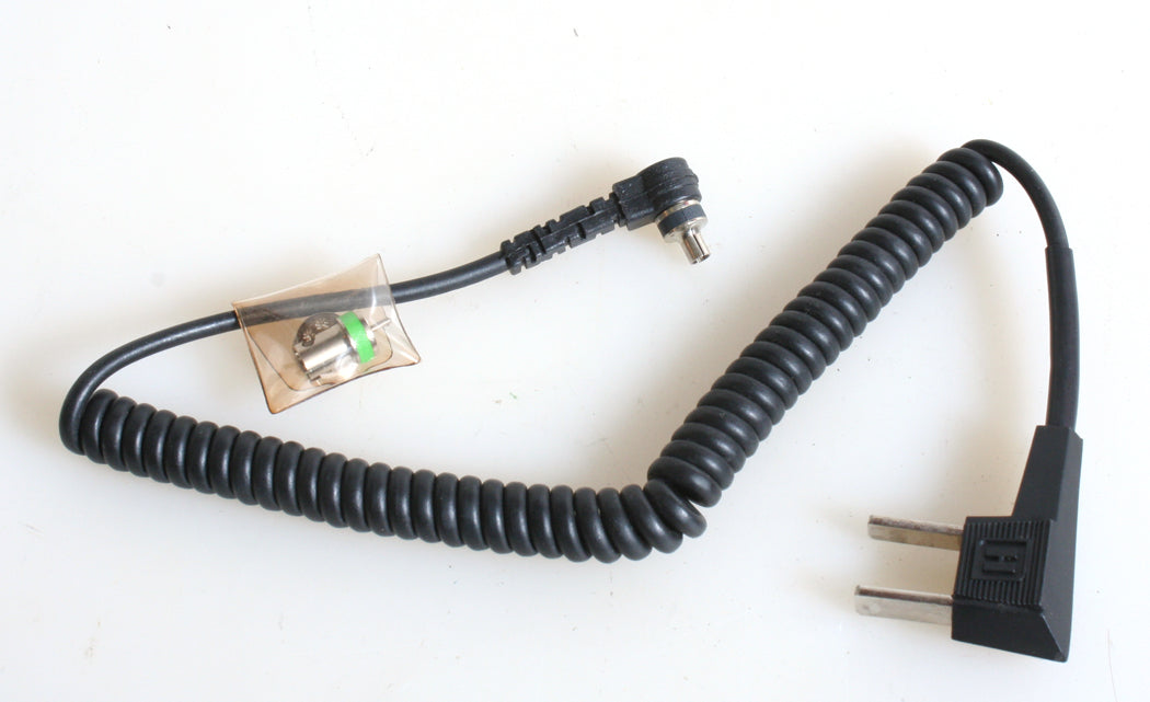 FLASH CORD HOUSEHOLD (AC) TO PC WITH ADAPTER