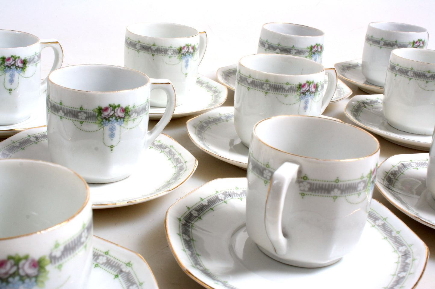 Weimer Germany Tea Set, 12 Cups//Cup Saucer//Porcelain//Collectible