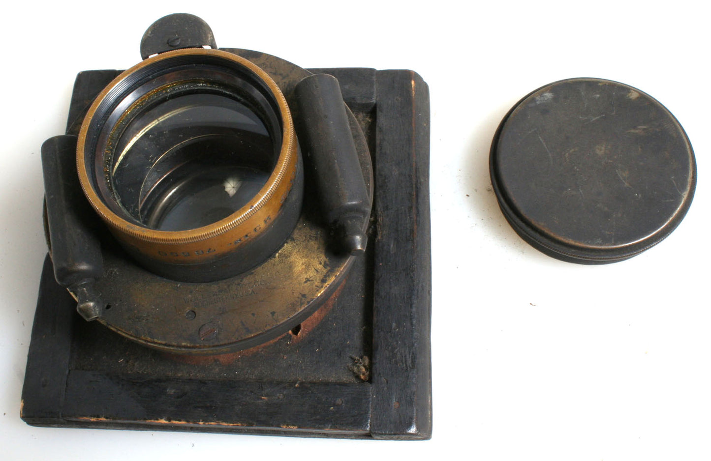 Gundlach-Manhatten Brass Lens on Lens Board