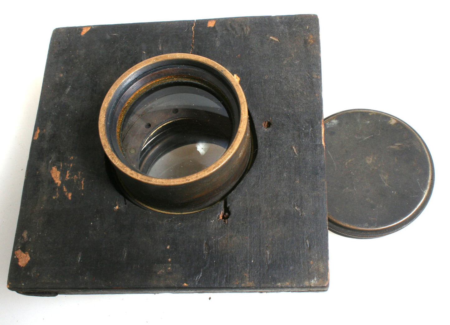 Gundlach-Manhatten Brass Lens on Lens Board
