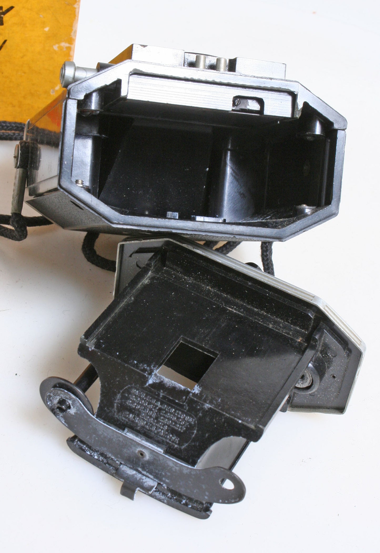 Vintage Kodak Brownie Reflex Camera//Art Deco//TLR Camera