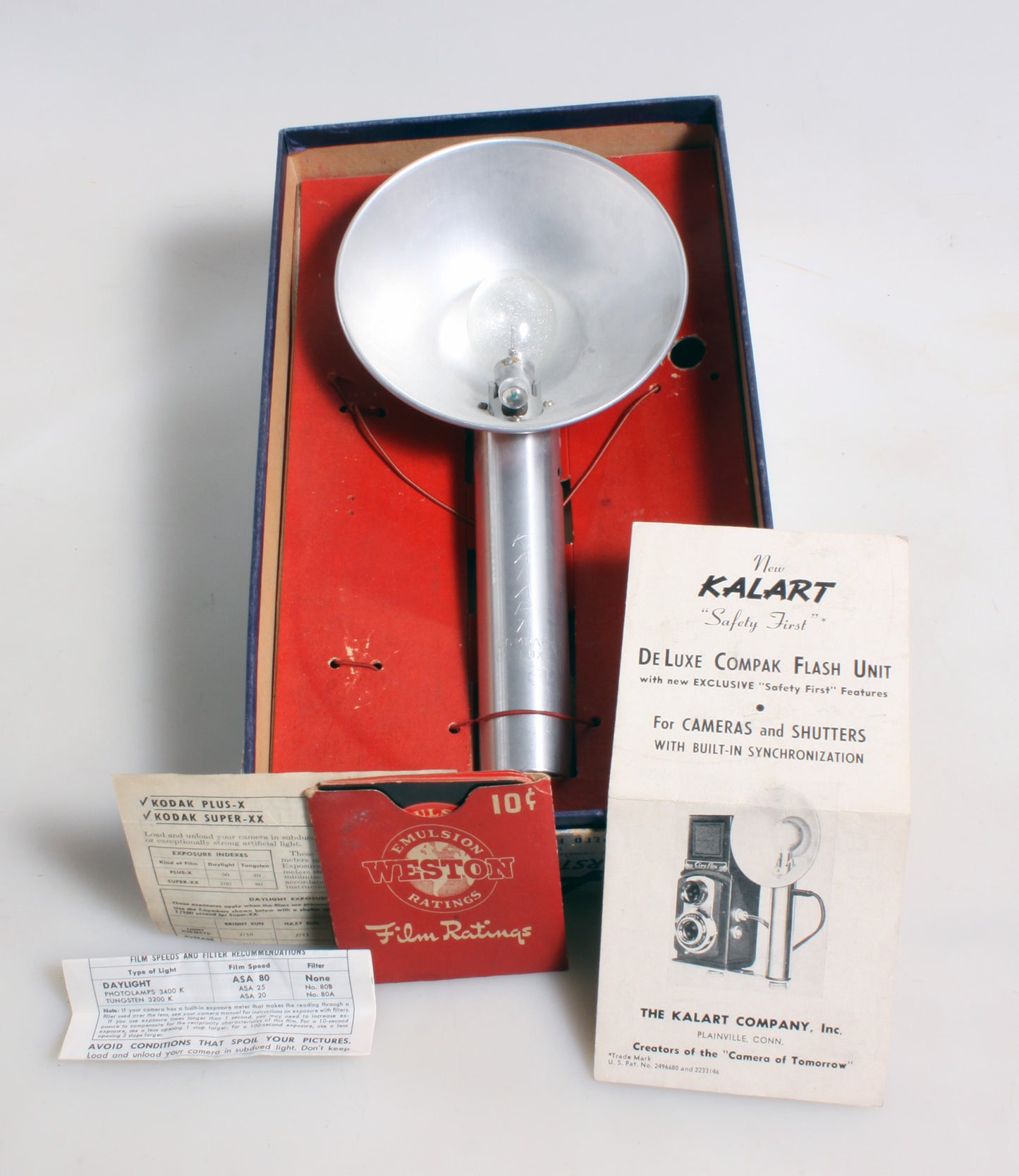 Kalart Speed Flash in original Box//Photography Lighting//Kodak Flash//Prop