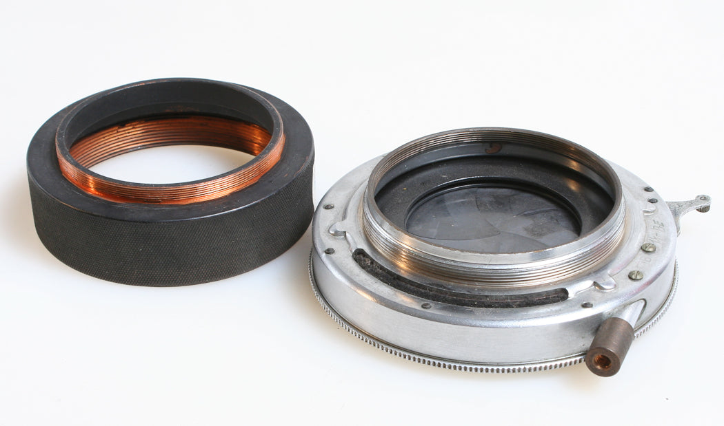 VINTAGE ALPHAX 4H4 F S N SHUTTER USA WITH COPPER RING, WORKING