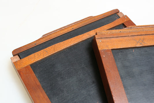 5X7 CAMERA WITH 2 FILM HOLDER, ORIGINAL TRIPOD AND CASE