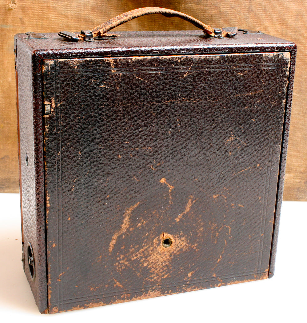 5X7 CAMERA WITH 2 FILM HOLDER, ORIGINAL TRIPOD AND CASE