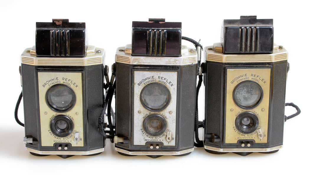 TWIN LENS VINTAGE ORIGINAL FILM CAMERAS, SET OF 3, DISPLAY ONLY