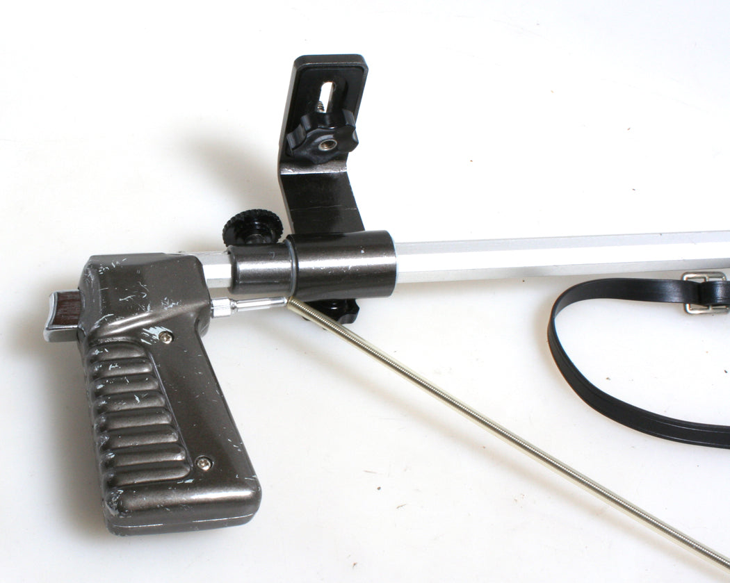 CAMERA LENS SHOULDER MOUNT FOR LONG LENS