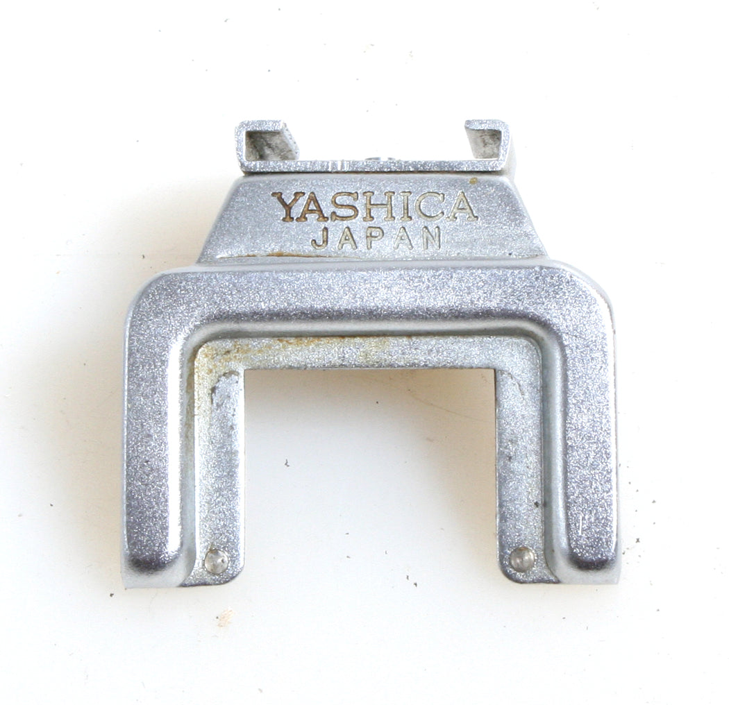 YASHICA FLASH COLD SHOE ADAPTER