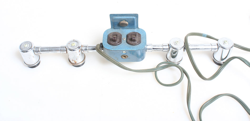 CINE/MOVIE HOT LIGHT BAR HOLDS 4 BULBS