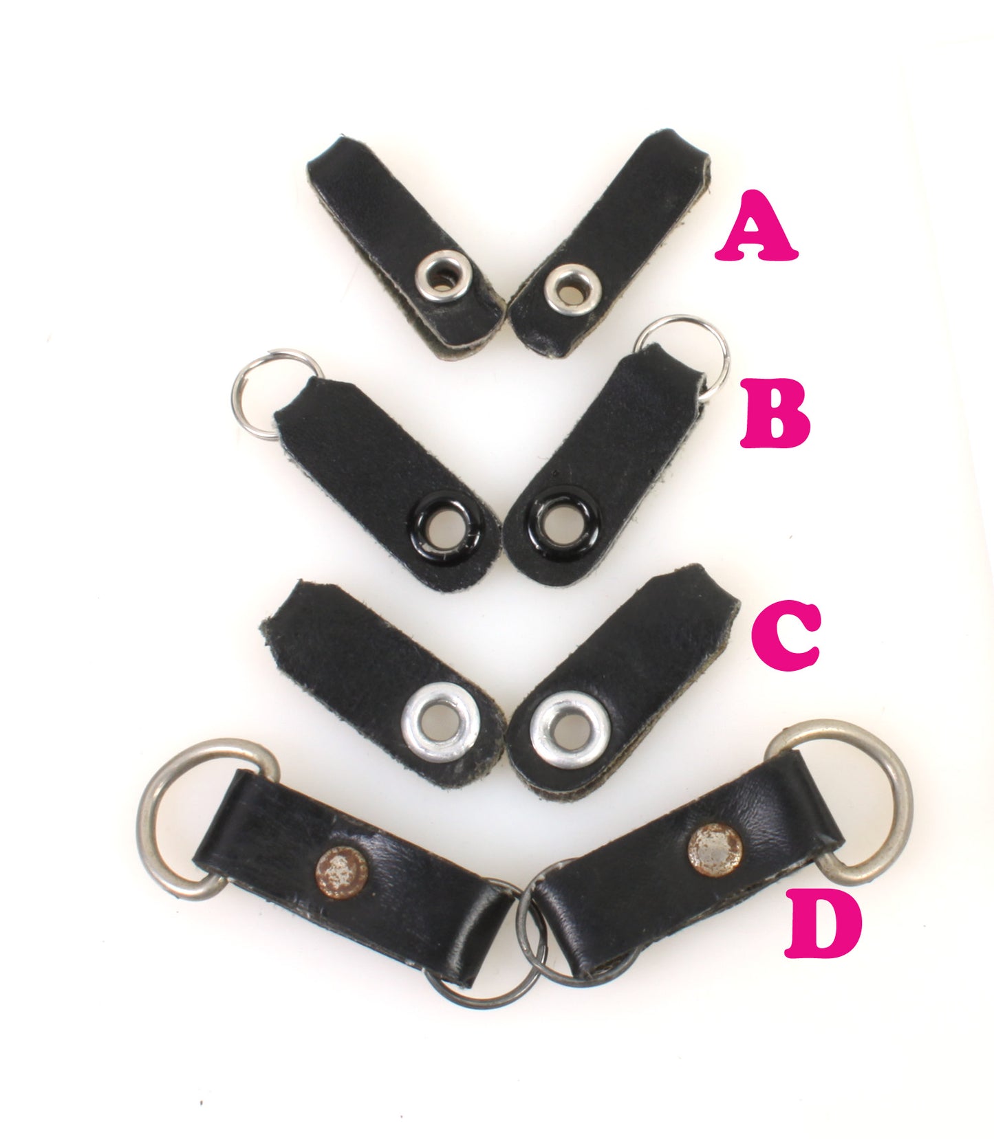 CAMERA STRAP LUG RINGS WITH LEATHER PROTECTORS •• 1 SET ••