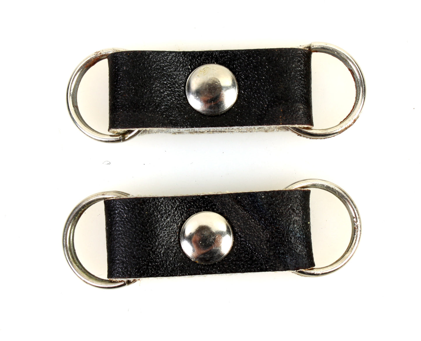 CAMERA STRAP LUG RINGS WITH LEATHER PROTECTORS