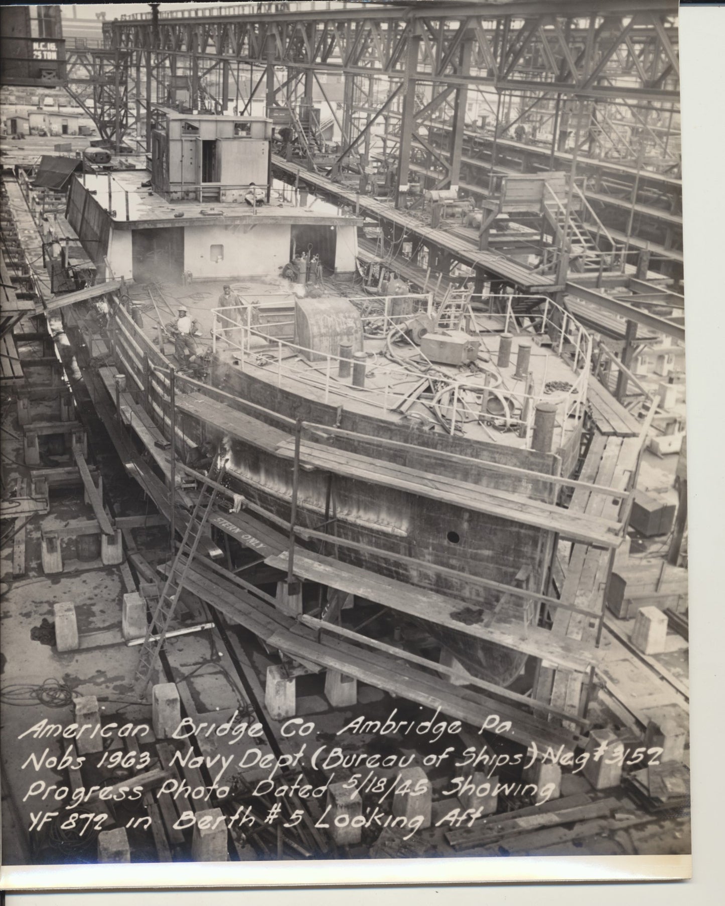VINTAGE NAVY SHIPBUILDING PHOTOGRAPHS, SET OF 5//BLACK & WHITE IMAGES//SHIP