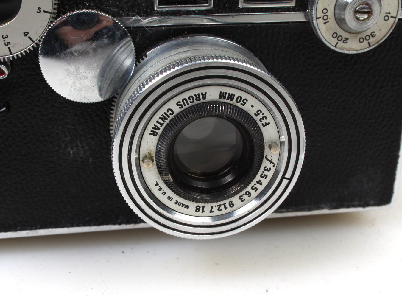 ARGUS 35MM FILM CAMERA IN FITTED CASE