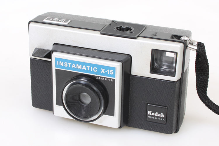 KODAK 126 CAMERA IN ORIG BOX WORKS