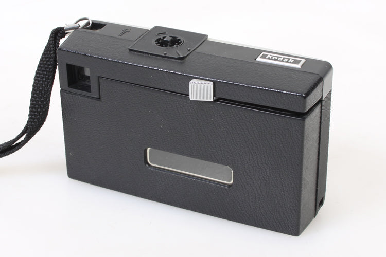 KODAK 126 CAMERA IN ORIG BOX WORKS