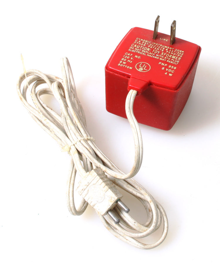 Vintage Red Empire 124092 Battery Charger for Eveready Battery #565