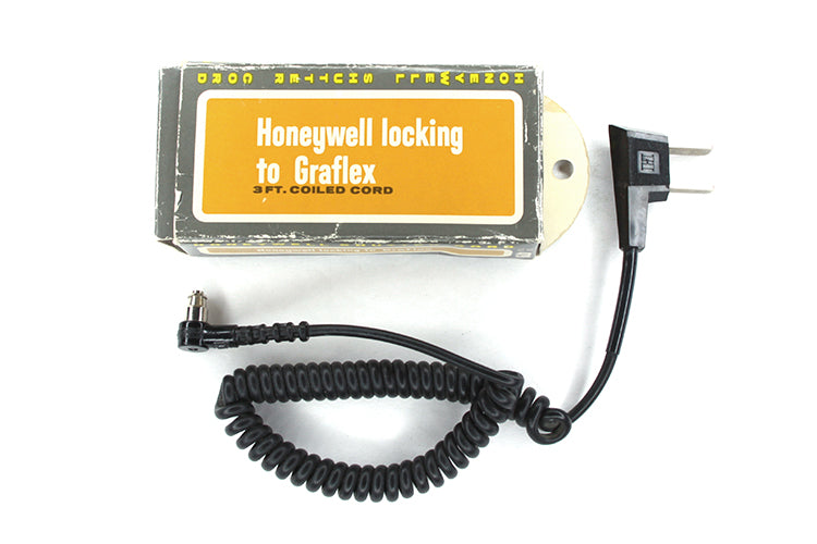 Pc Cord Graflex Ac to Pc Locking Coiled 3ft New