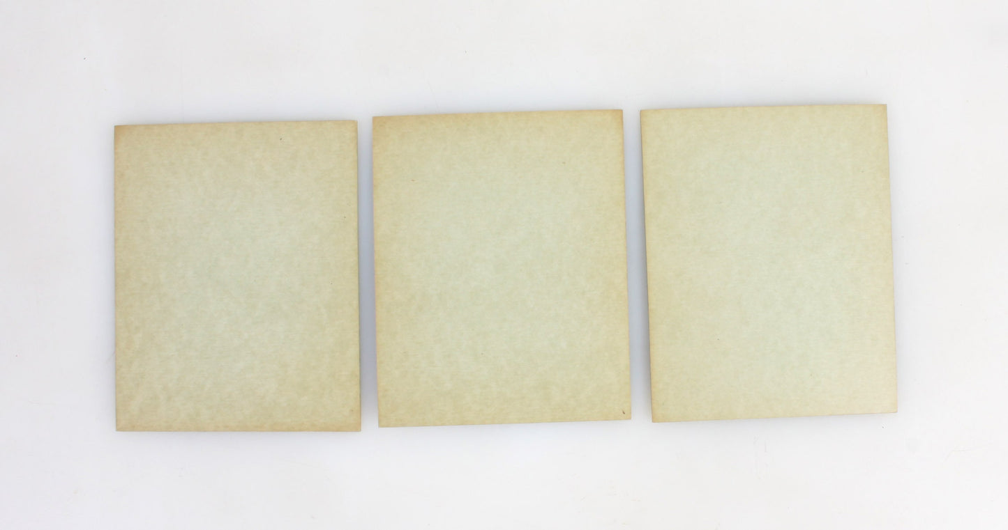 Vintage 1940s Pinup Images//Photo & Drawing, set of 3