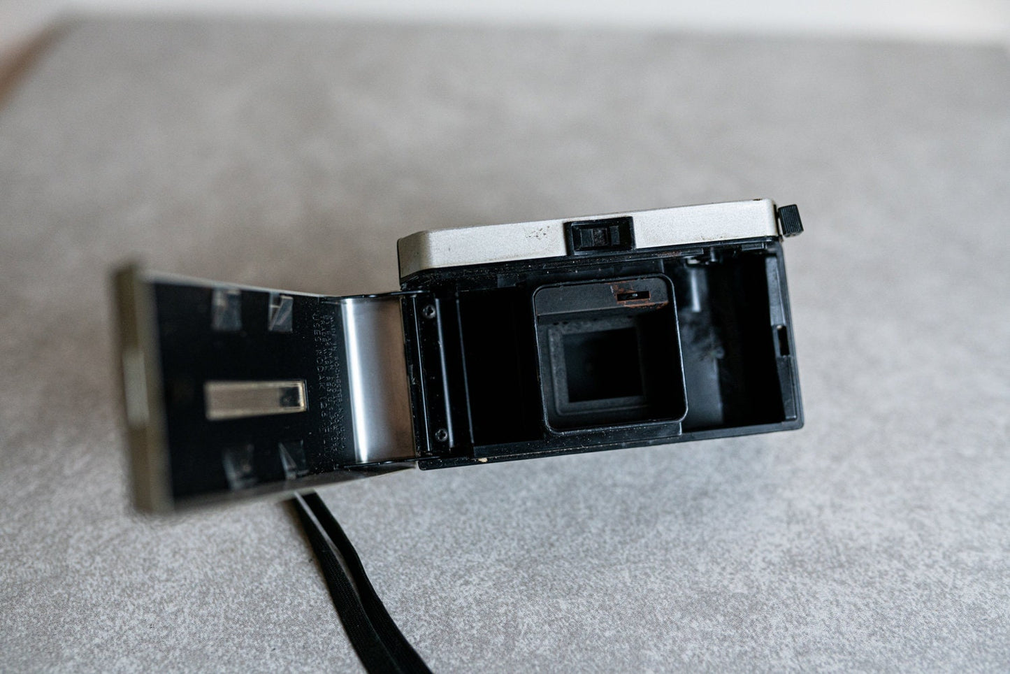Kodak Instamatic Camera 124 - Type 126 Film Camera - For Display Only