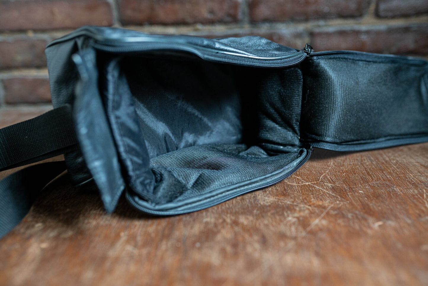 Vintage Black Quantaray Camera Bag