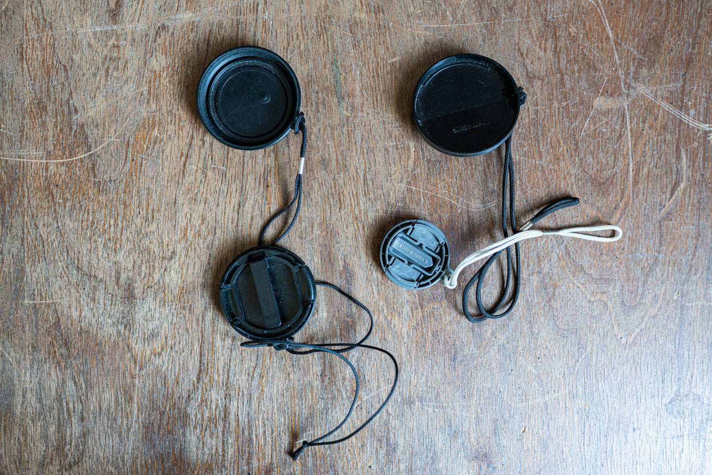 Assorted Canon Lens Caps w/ Cap Keepers - Assorted Sizes - Set of 4