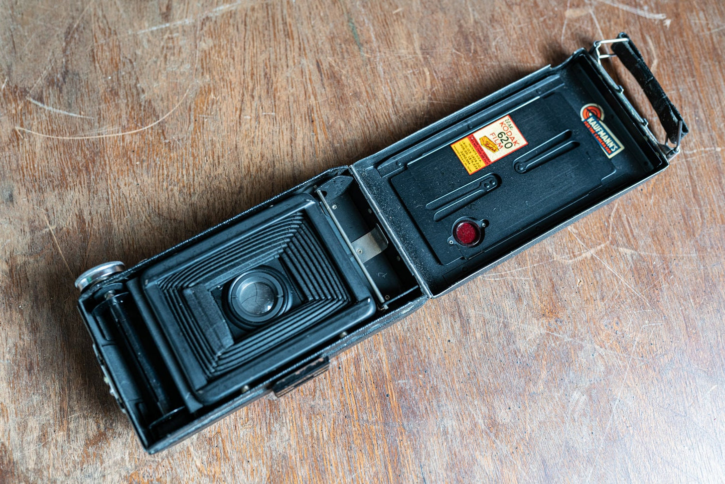 Vintage Kodak 620 Folding Film Camera w/ FPP 620 Black and White Film