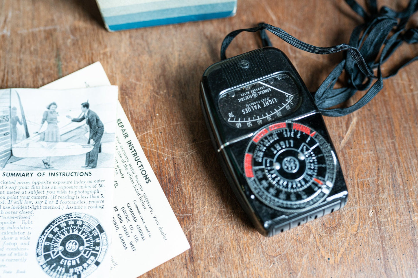 GE DW-58 Exposure Meter w/ Original Box and Manual - Working Condition