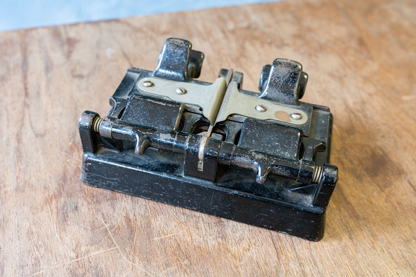 Griswold Film Splicer Model R-3 35mm - Neumade Products Corp