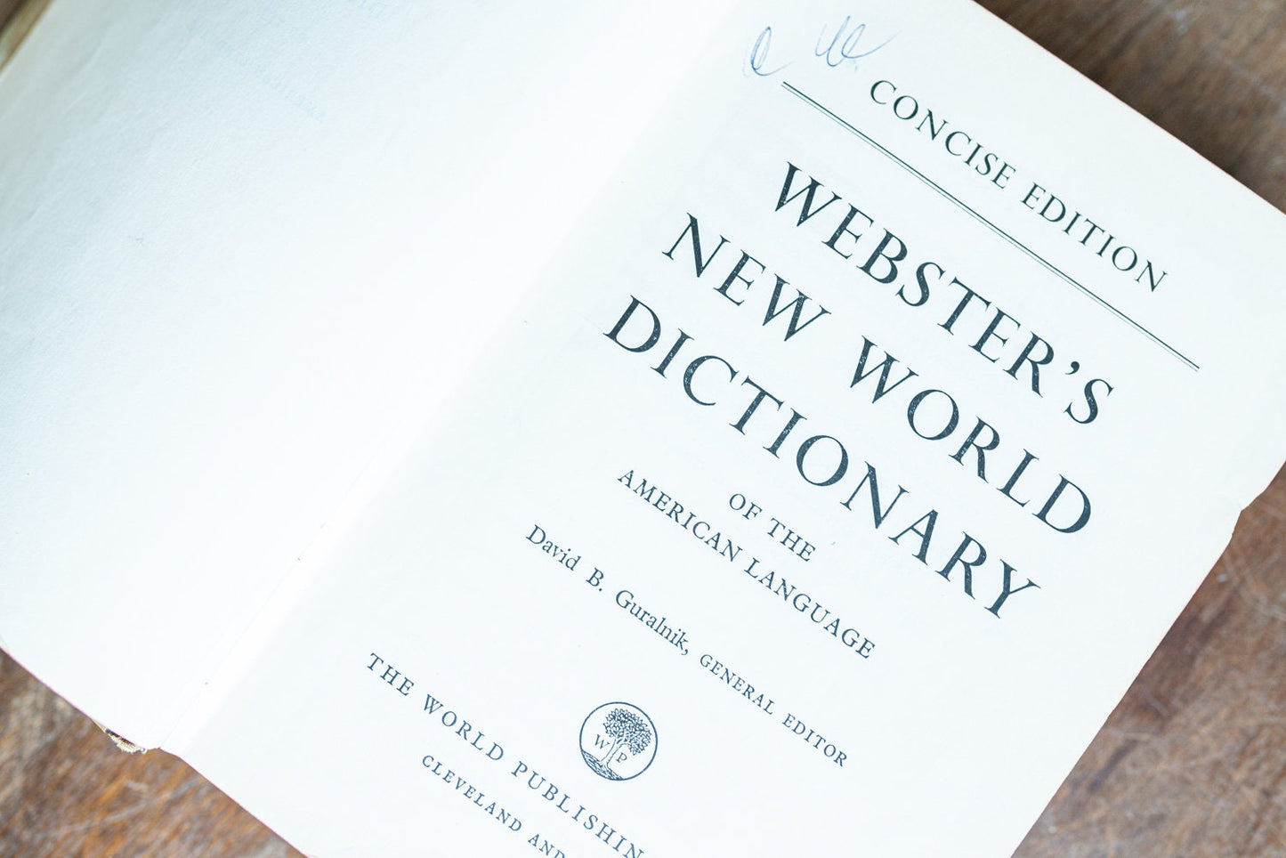 Websters New World Dictionary of the American Language: Concise Edition