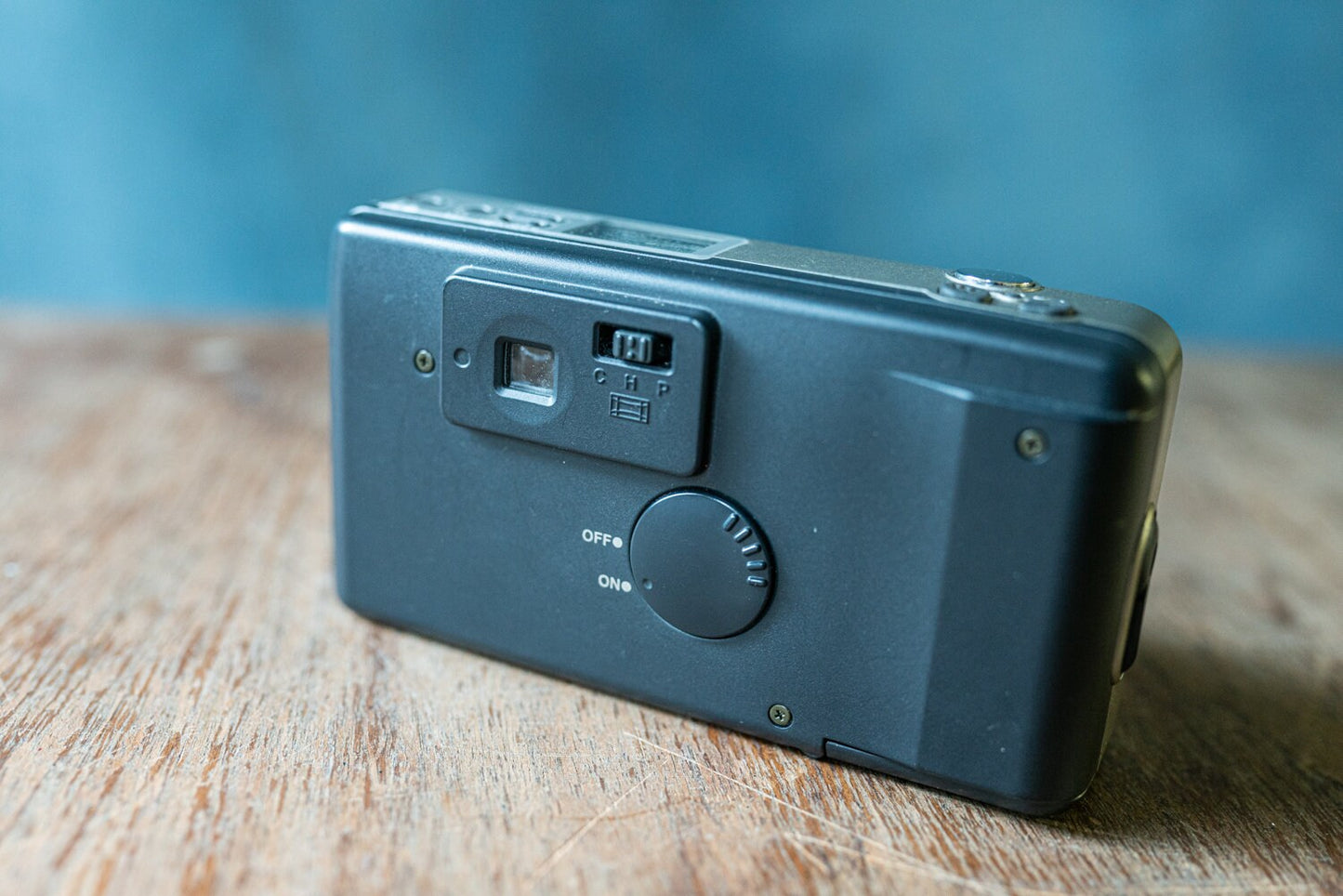 Olympus Newpic Zoom 600 APS System Point and Shoot Film Camera w/ Manual / Film