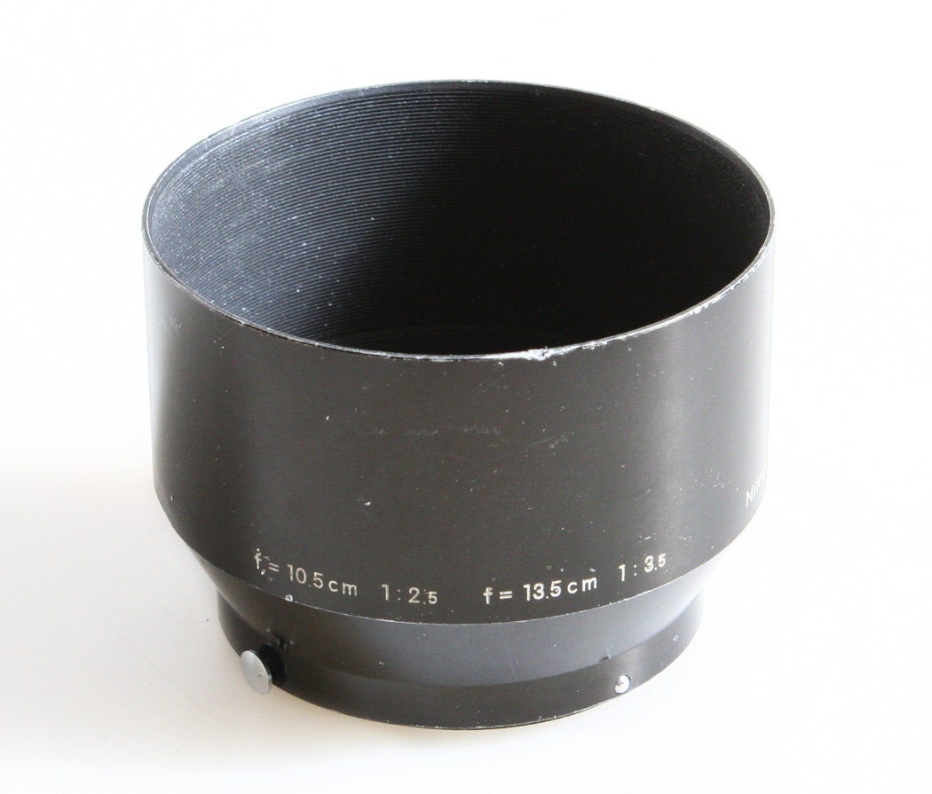 Nikon F Hood for 105MM F/2.5 and 135MM F/3.5 Lenses