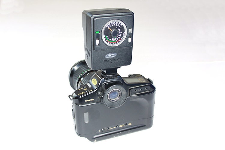 Student Camera Outfit Canon T90 with 35-105 Canon Lens & Canon Speedlite 177A