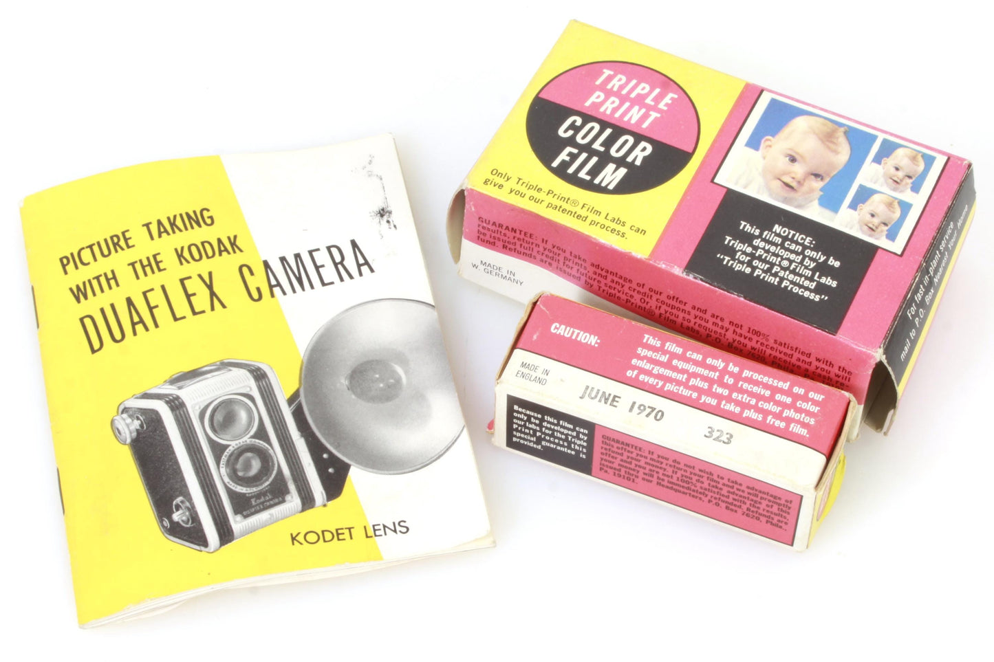 Twin Lens Camera w/ Manual, Flash & 620 Film Set