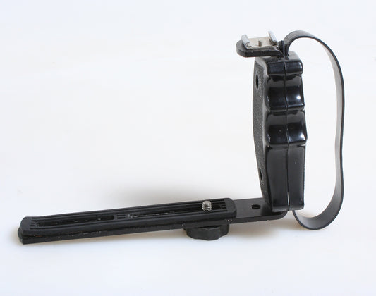 CAMERA BRACKET HEAVY DUTY WITH GRIP